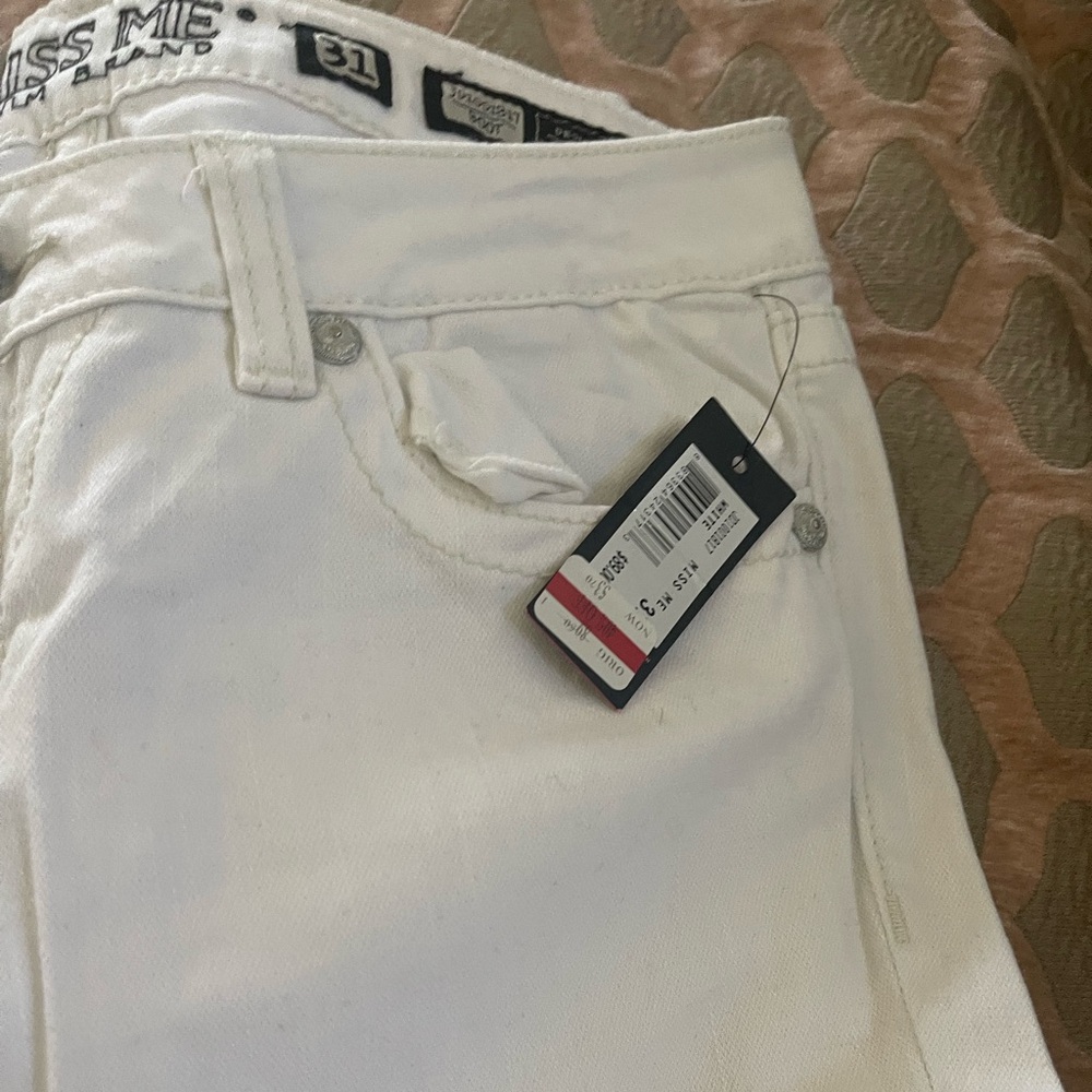 Miss Me Denim Brand  size 31 never worn tags still attached